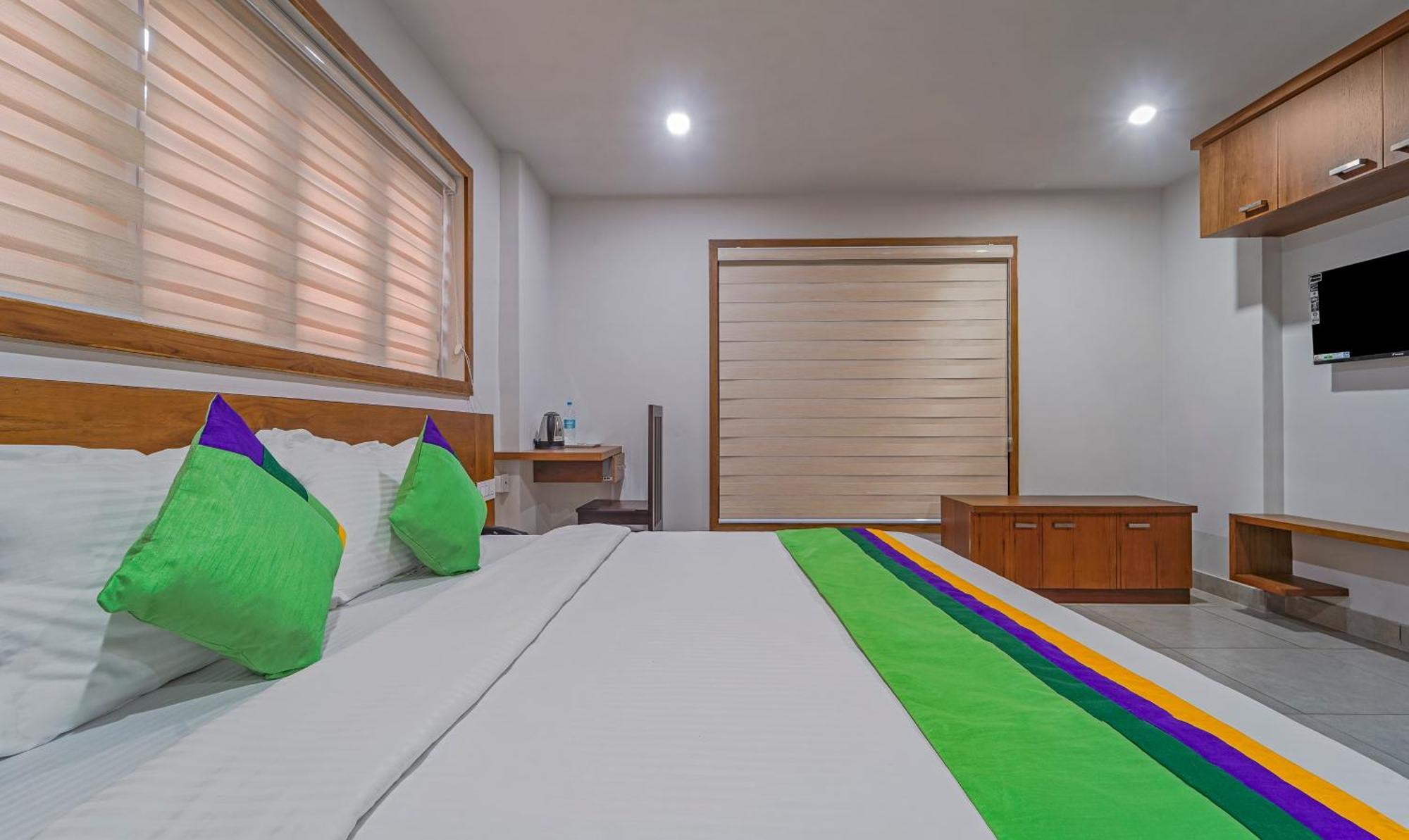 Treebo Regalia Inn Civil Station Kalpatta Zewnętrze zdjęcie