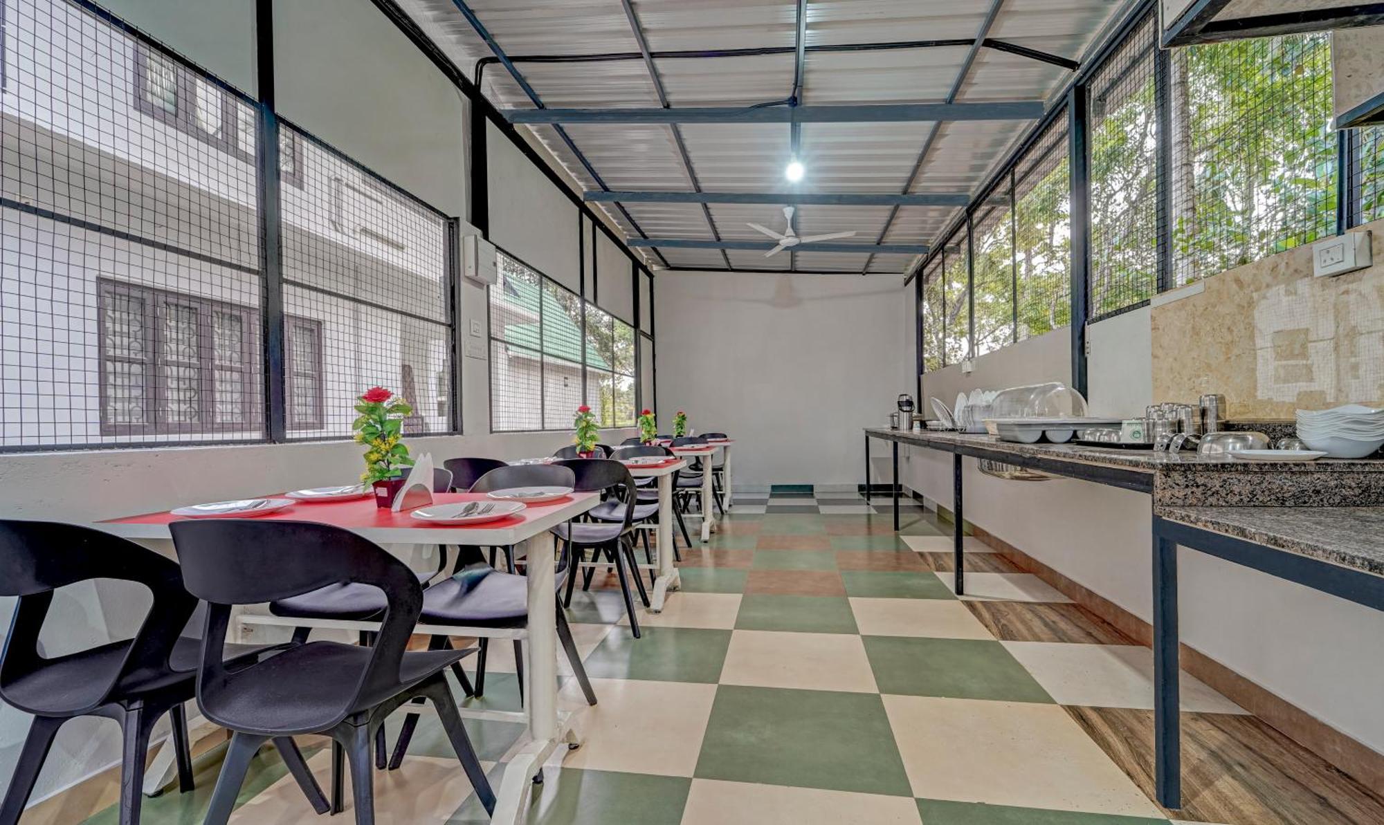 Treebo Regalia Inn Civil Station Kalpatta Zewnętrze zdjęcie